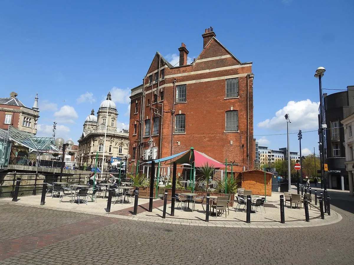 קינגסטון אפון הול Princes Dock Chambers 7 בריטניה